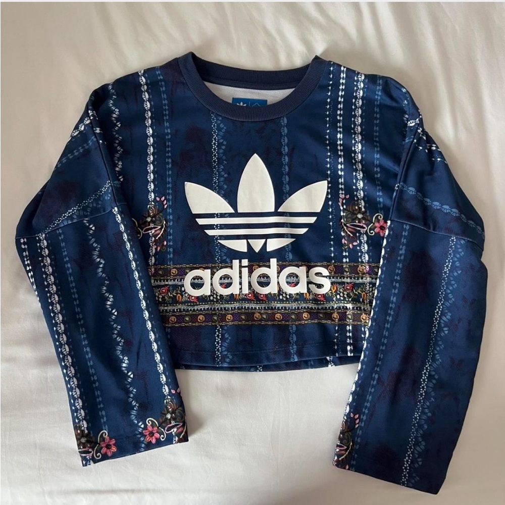Farm Rio x Adidas retro floral cropped long sleeve activewear crewneck